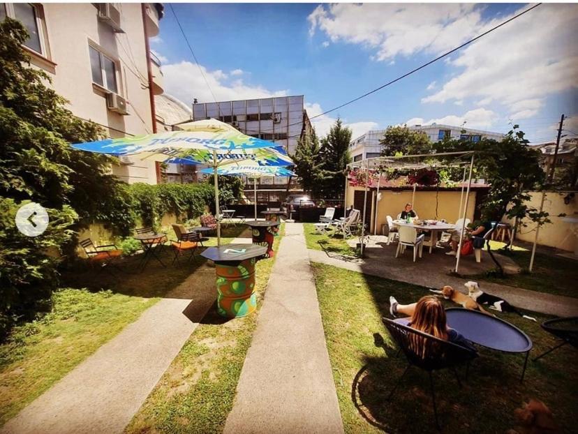 Nordic Hostel N-Box Скопье Экстерьер фото